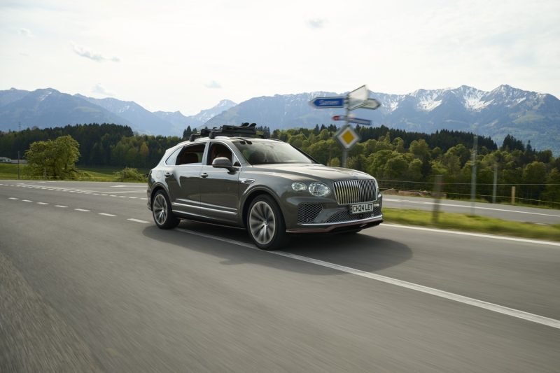 Bentley Bentayga EWB Chalet Edition: La Colaboración con Gstaad Guy que Redefine el Lujo Alpino