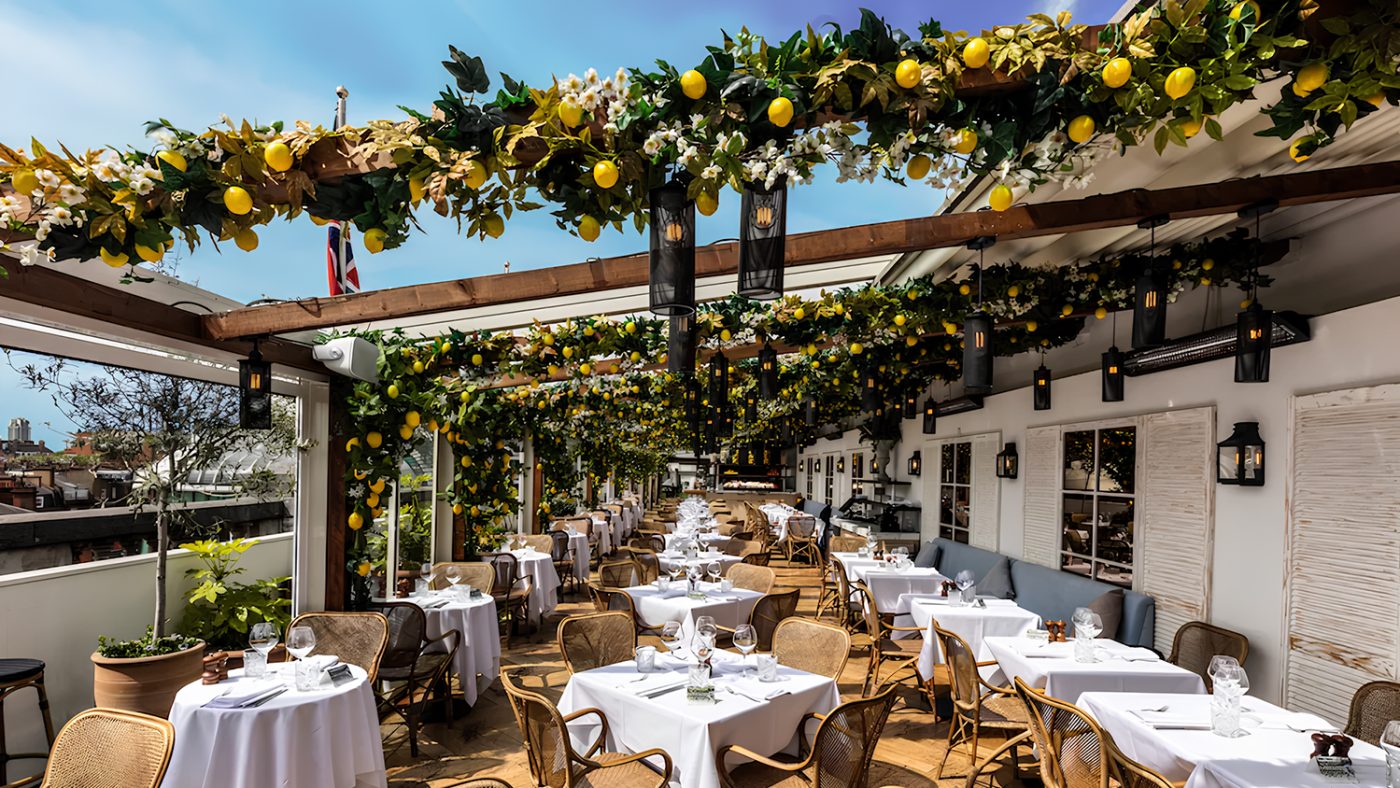 Cotton Beach Club Londres: Residencia en la Azotea de Selfridges con alto by San Carlo