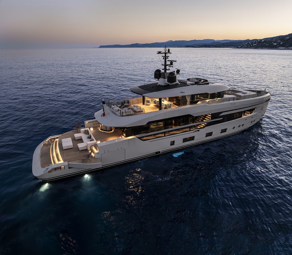 Columbus Atlantique 38m Principessa Capricciosa: El Superyate que Vive para el Mar