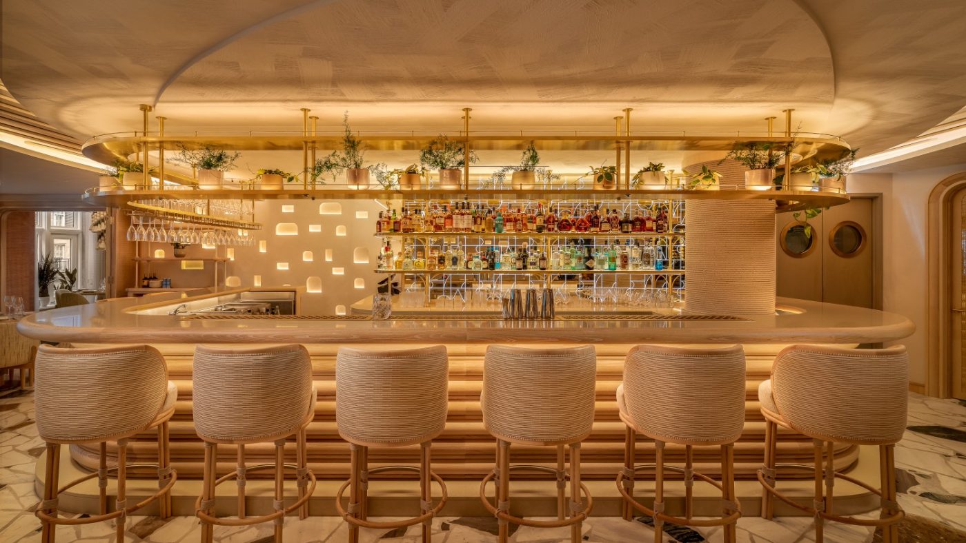 El Espíritu de Psarou en Mayfair: Nammos London